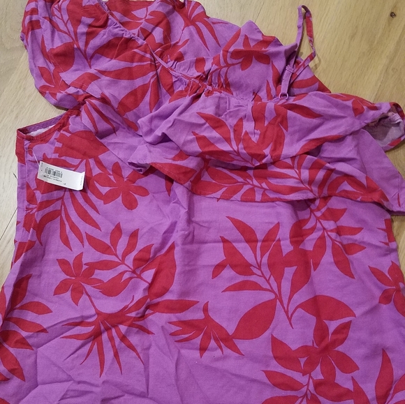 Old Navy Summer Top - Picture 4 of 4